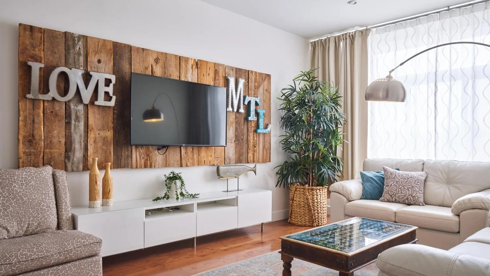 Mtlvacationrentals - The Fabfour Montreal Apartment
