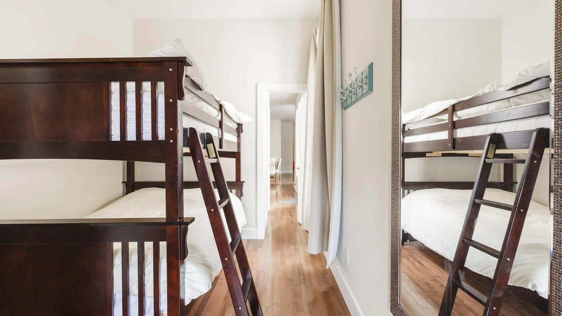 Apartment Mtlvacationrentals - The Fabfour Montreal Canada