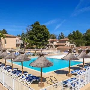 plages-de-sable-fin-piscine-hammam-tennis.fr-provencehotel.com/