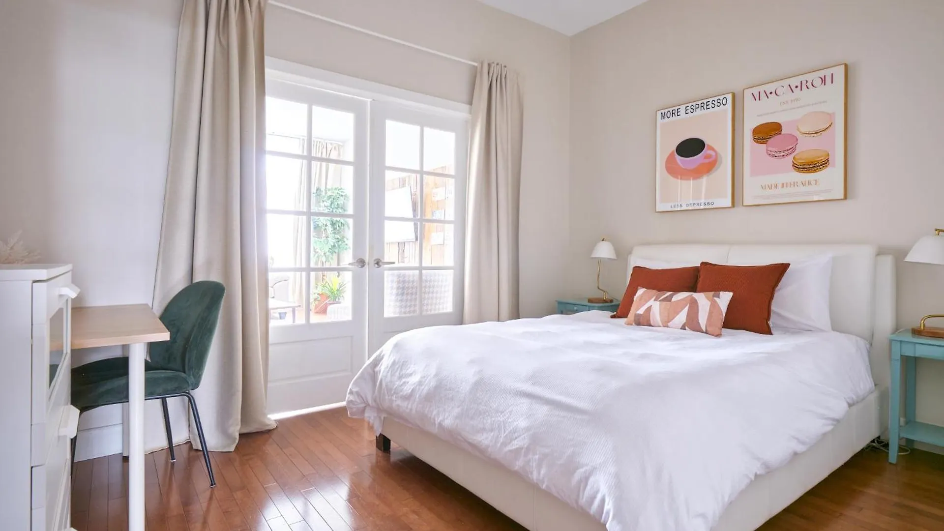 Mtlvacationrentals - The Fabfour Montreal Apartment